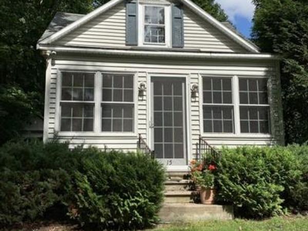 15 Hubbard St, Lenox, MA 01240