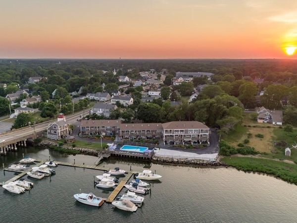 1376 Bridge Stree, Unit 16, Yarmouth, MA 02664