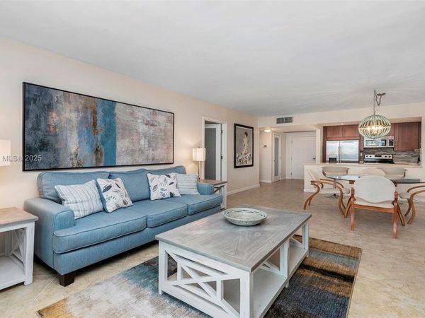 2301 Collins Ave, Unit 301, Miami Beach, FL 33139