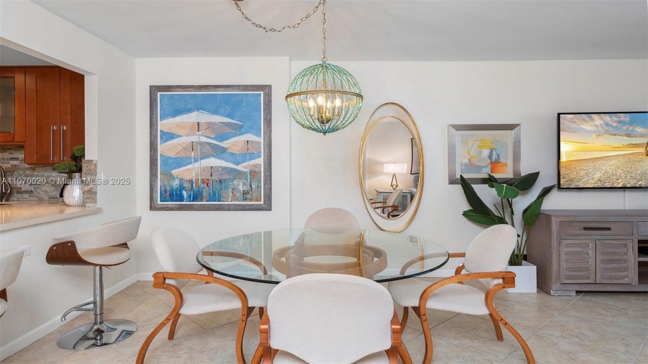 2301 Collins Ave, Unit 301, Miami Beach, FL 33139 Photo