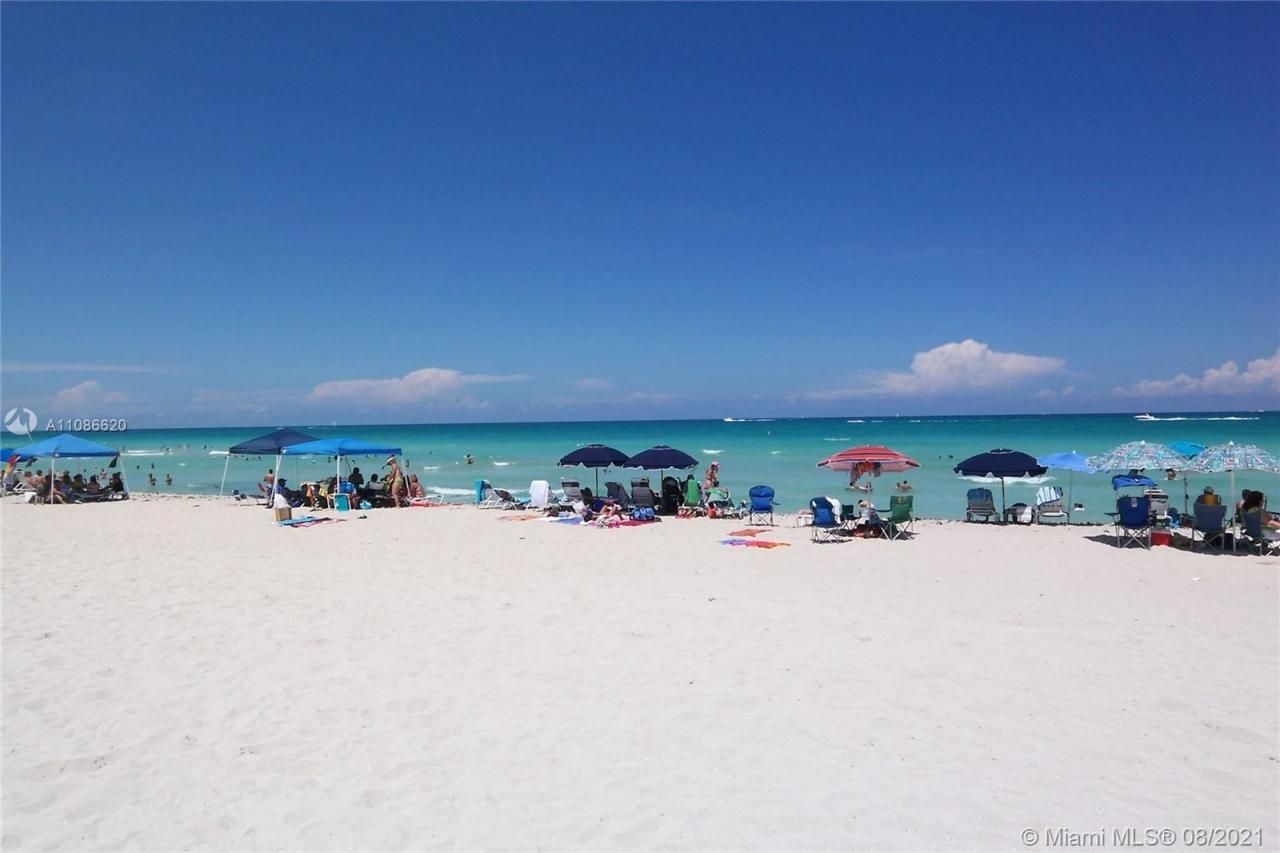 5151 Collins Av, Unit 1030, Miami Beach, FL 33140 Photo