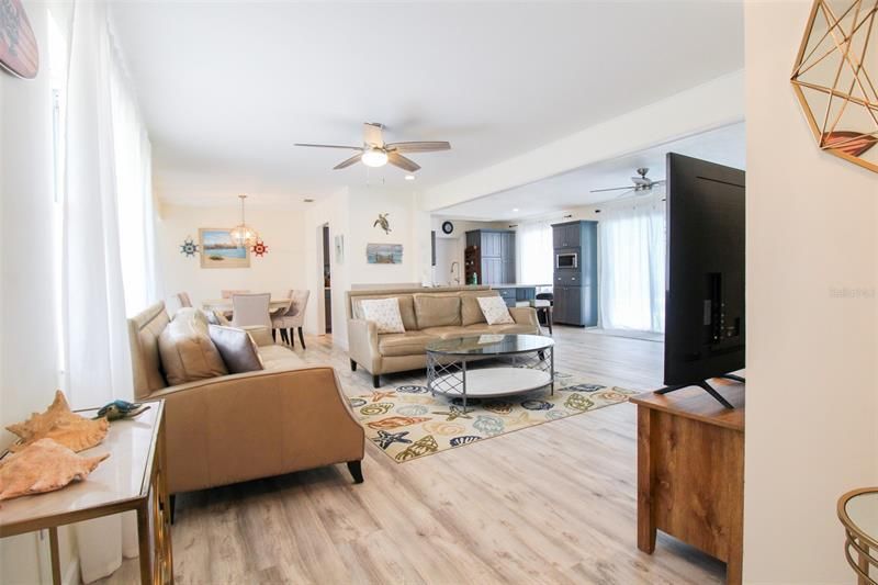 2232 Pine Terrace, Sarasota, FL 34231 Photo