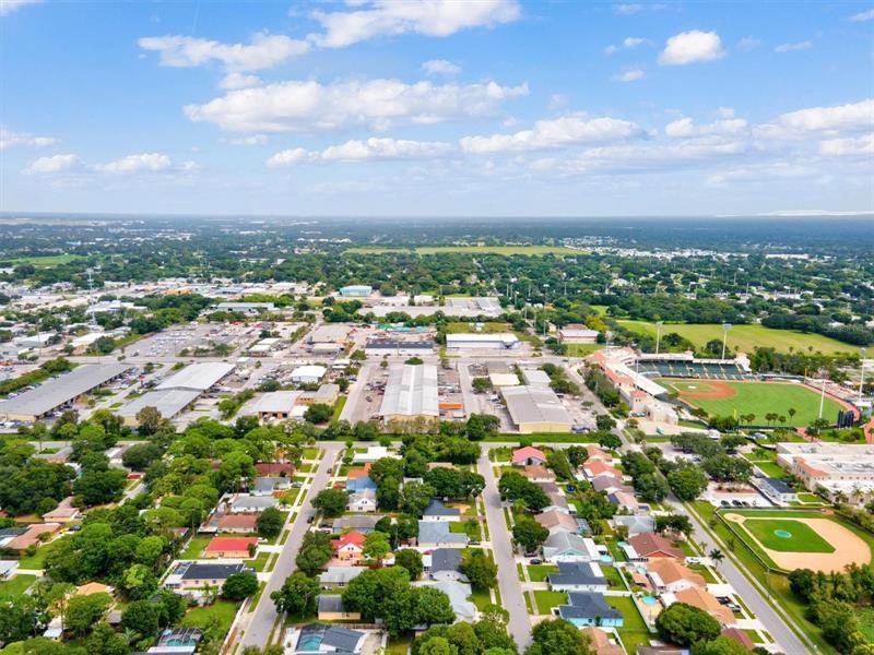 1019 Snead Avenue, Sarasota, FL 34237 Photo