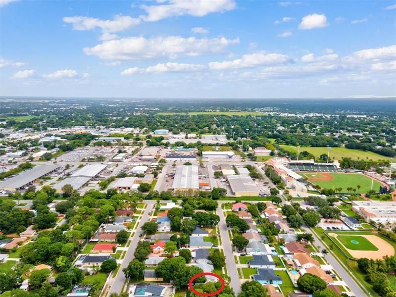 1019 Snead Avenue, Sarasota, FL 34237 Photo