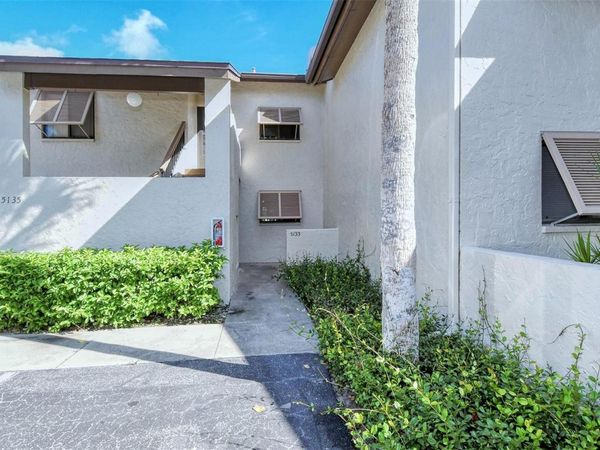 5133 WILLOW LINKS, Unit 11, SARASOTA, FL 34235