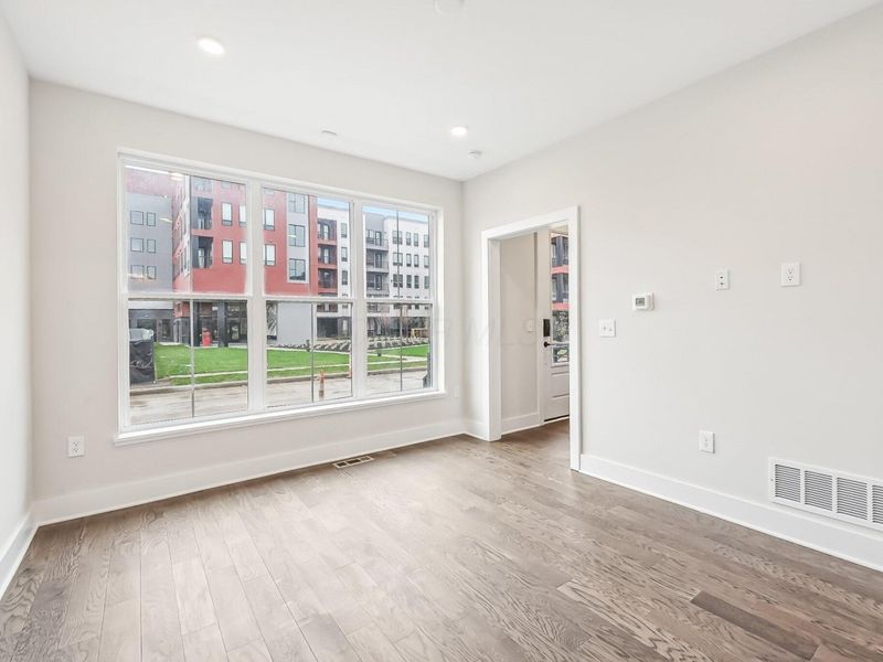 292 Dickenson Street, Columbus, OH 43215 Photo 22