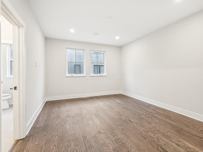 292 Dickenson Street, Columbus, OH 43215 Photo 24