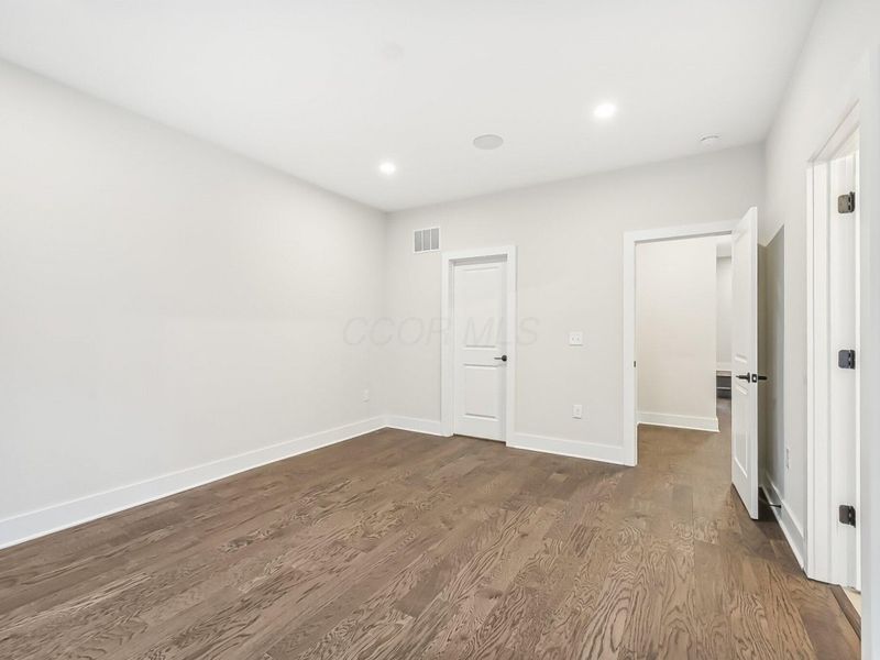 292 Dickenson Street, Columbus, OH 43215 Photo 25