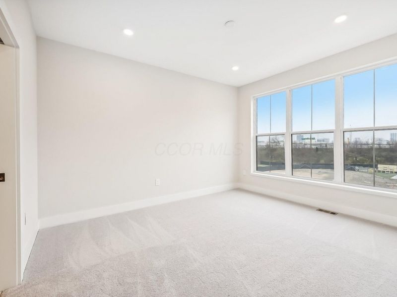 292 Dickenson Street, Columbus, OH 43215 Photo 30