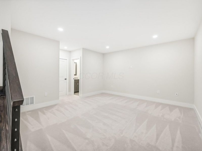 292 Dickenson Street, Columbus, OH 43215 Photo 34