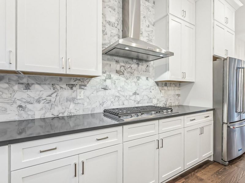 292 Dickenson Street, Columbus, OH 43215 Photo 8