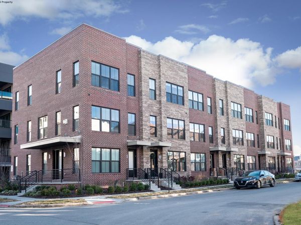 290 Dickenson Street, Columbus, OH 43215