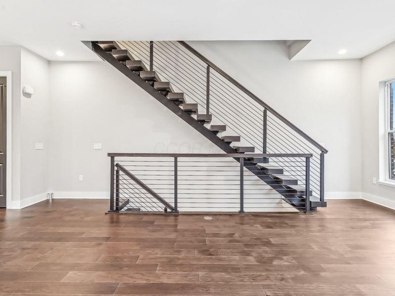 290 Dickenson Street, Columbus, OH 43215 Photo 12