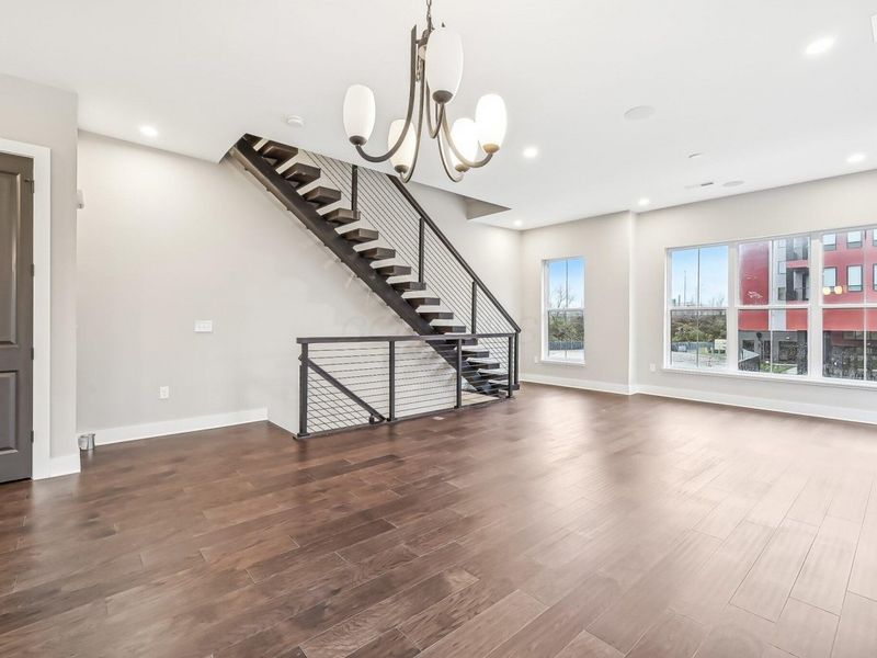 290 Dickenson Street, Columbus, OH 43215 Photo 13