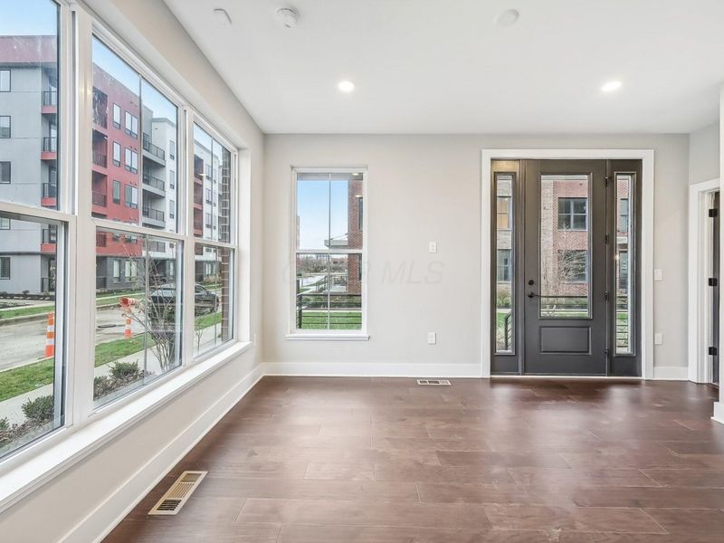 290 Dickenson Street, Columbus, OH 43215 Photo 17