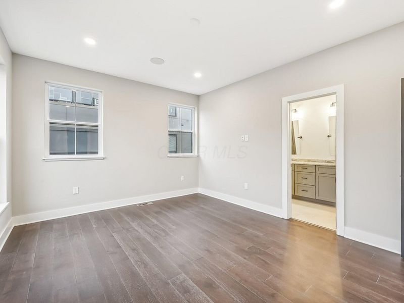 290 Dickenson Street, Columbus, OH 43215 Photo 21