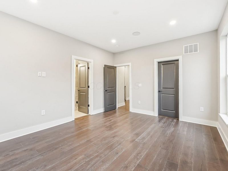 290 Dickenson Street, Columbus, OH 43215 Photo 22