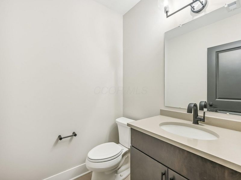 290 Dickenson Street, Columbus, OH 43215 Photo 34