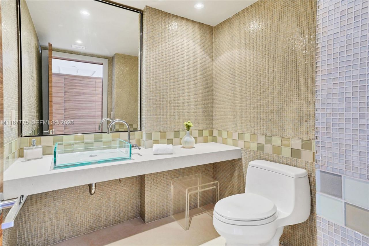18911 Collins Ave, Unit 2705, Sunny Isles Beach, FL 33160 Photo
