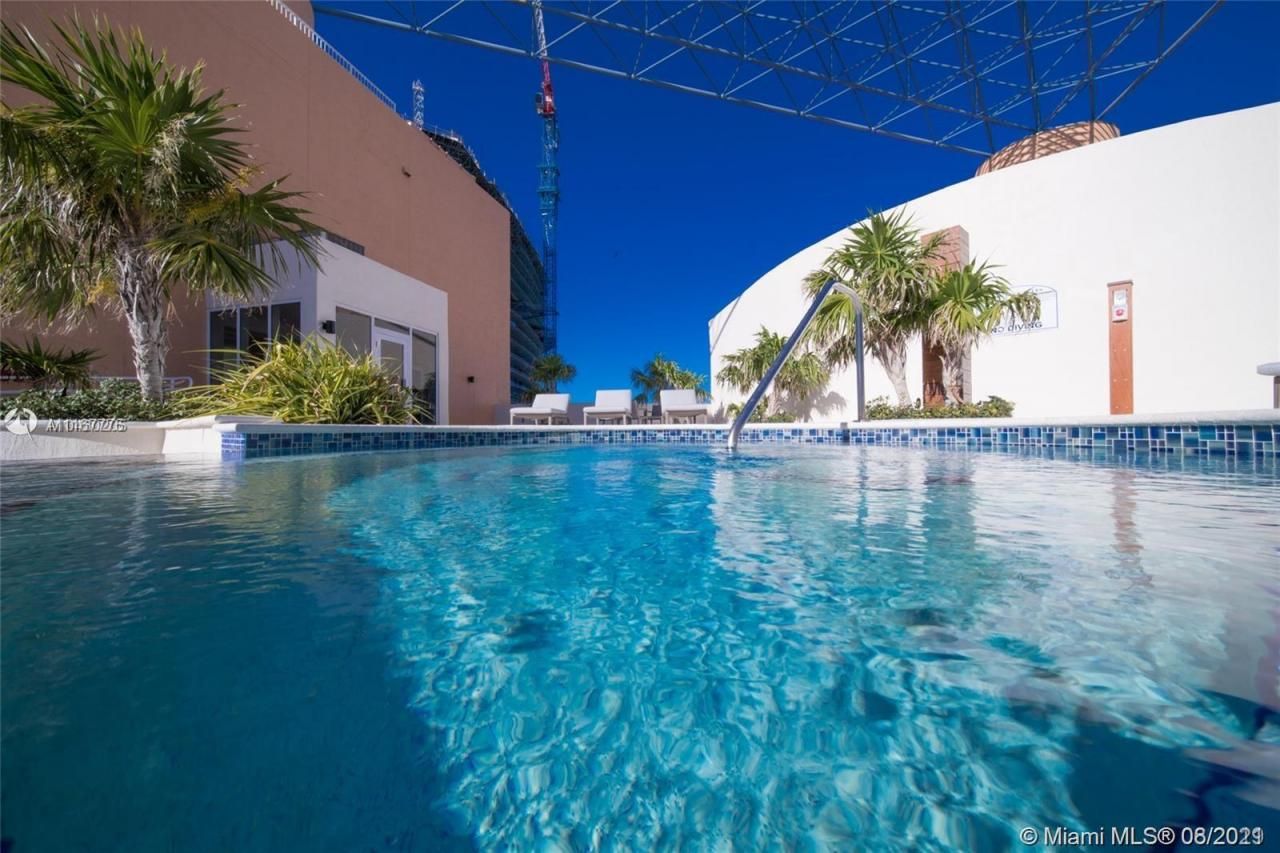 18911 Collins Ave, Unit 2705, Sunny Isles Beach, FL 33160 Photo