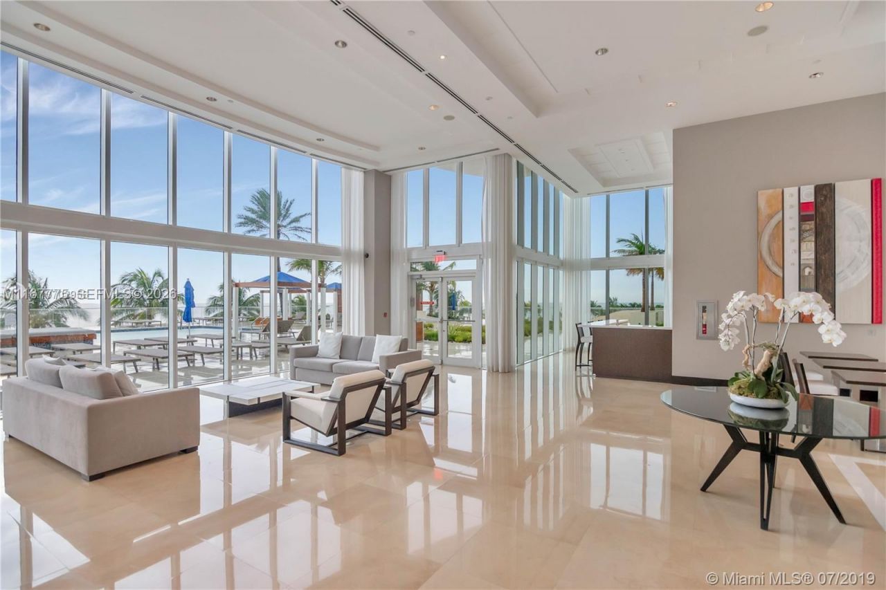 18911 Collins Ave, Unit 2705, Sunny Isles Beach, FL 33160 Photo