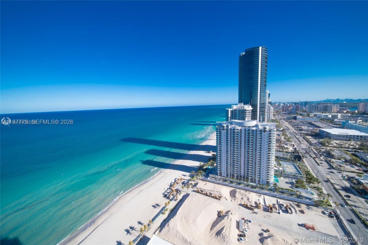 18911 Collins Ave, Unit 2705, Sunny Isles Beach, FL 33160 Photo