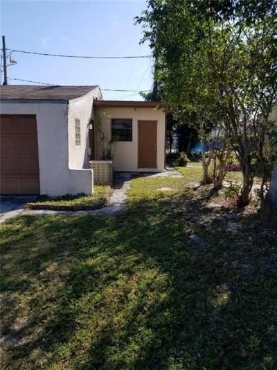 2104 Monroe Terrace, Unit Side, Hollywood, FL 33020 Photo
