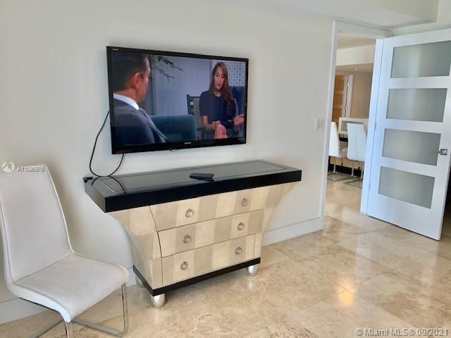 1830 S Ocean Dr, Unit 4904, Hallandale Beach, FL 33009 Photo