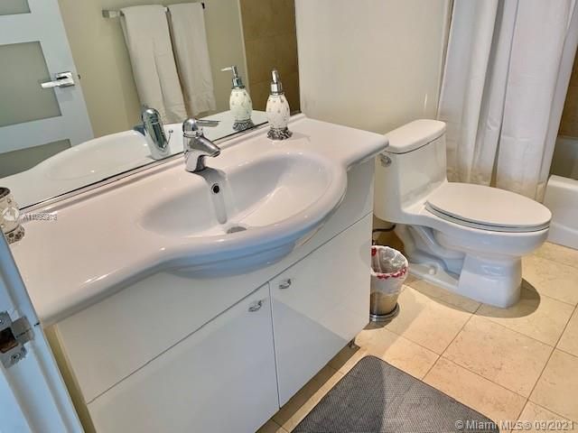 1830 S Ocean Dr, Unit 4904, Hallandale Beach, FL 33009 Photo