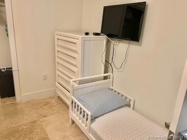 1830 S Ocean Dr, Unit 4904, Hallandale Beach, FL 33009 Photo