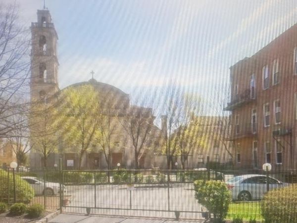 6414 S Woodlawn Avenue, Chicago, IL 60637