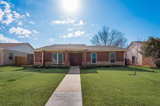 8302 Chesham Drive, Rowlett, TX 75088 Main Photo