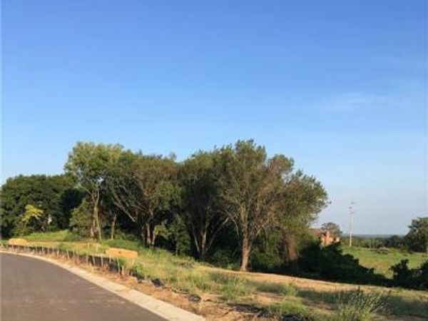 5429 Lakewood Street, Kansas City, KS 66106