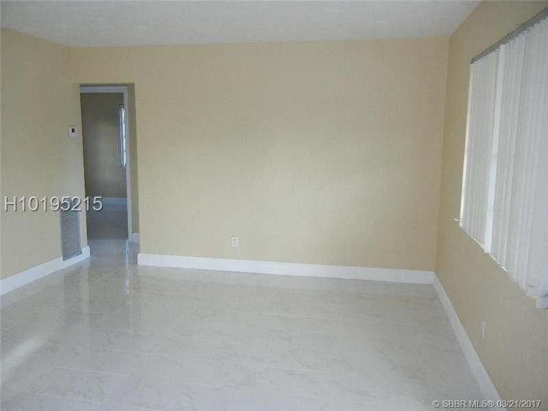2427 Garfield Street, Hollywood, FL 33020 Photo