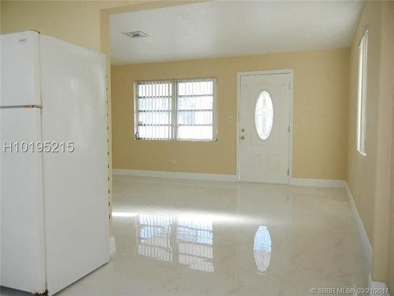 2427 Garfield Street, Hollywood, FL 33020 Photo