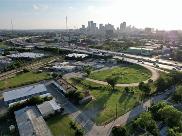 720 S Haskell Avenue, Dallas, TX 75223