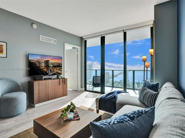 121 NE 34th St, Unit 2906, Miami, FL 33137