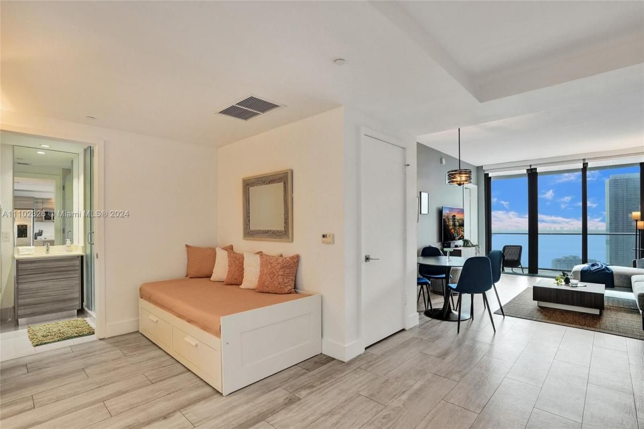 121 NE 34th St, Unit 2906, Miami, FL 33137 Photo