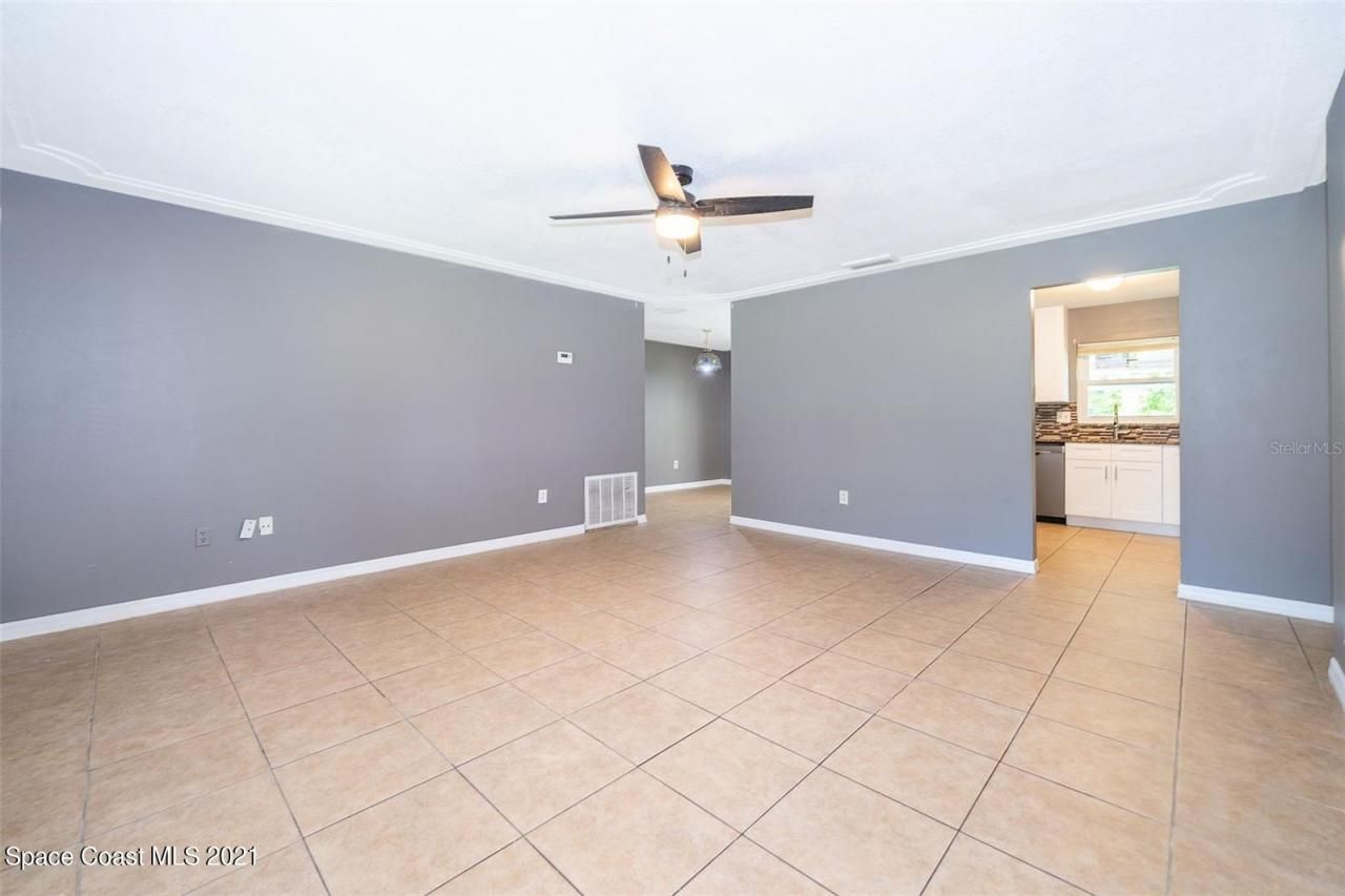 635 Knox Mcrae Drive, Titusville, FL 32780 Photo