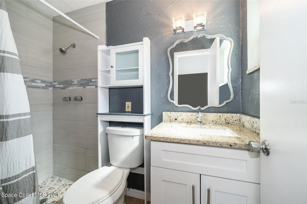 635 Knox Mcrae Drive, Titusville, FL 32780 Photo