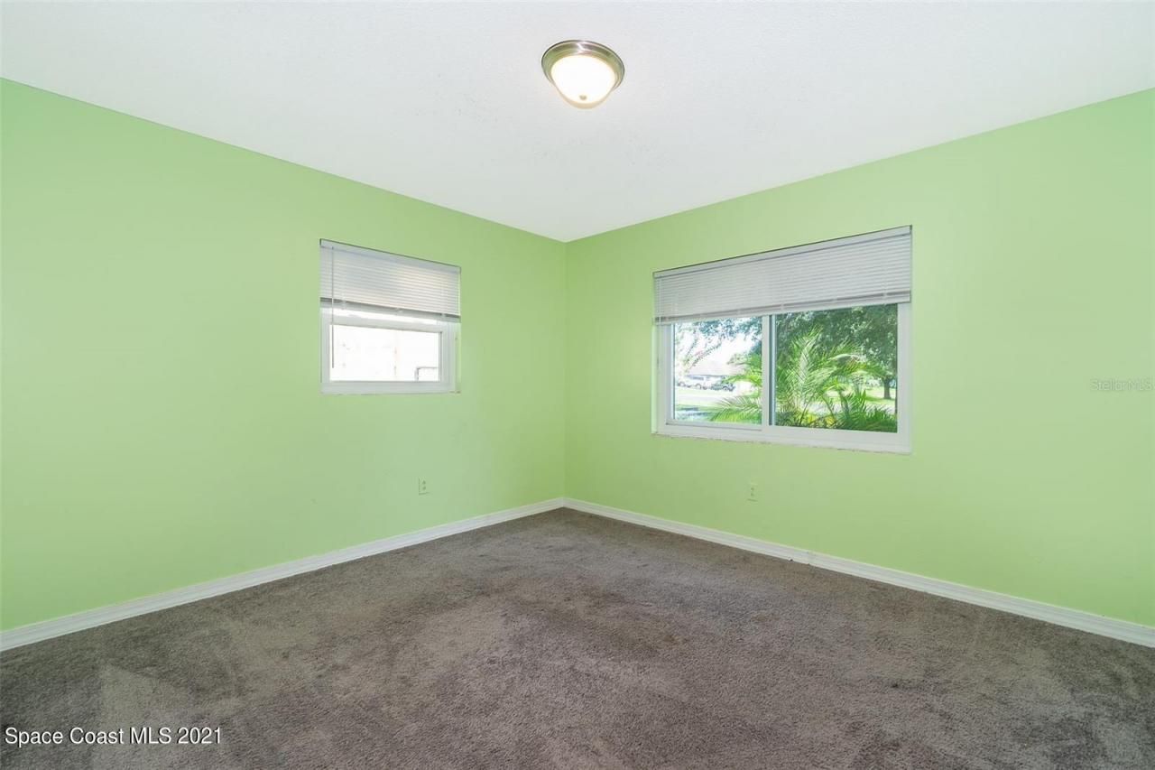 635 Knox Mcrae Drive, Titusville, FL 32780 Photo