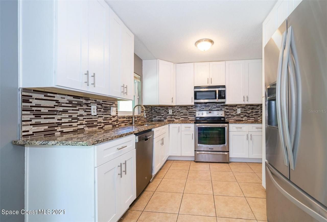 635 Knox Mcrae Drive, Titusville, FL 32780 Photo