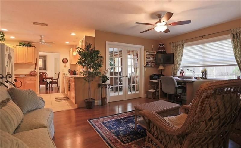 2929 Mayflower Street, Sarasota, FL 34231 Photo