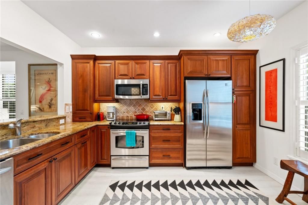 1260 Palmetto Court, Unit 105, Vero Beach, FL 32963 Photo