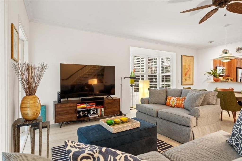 1260 Palmetto Court, Unit 105, Vero Beach, FL 32963 Photo