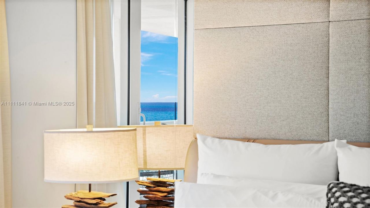 102 24th St, Unit 904, Miami Beach, FL 33139 Photo