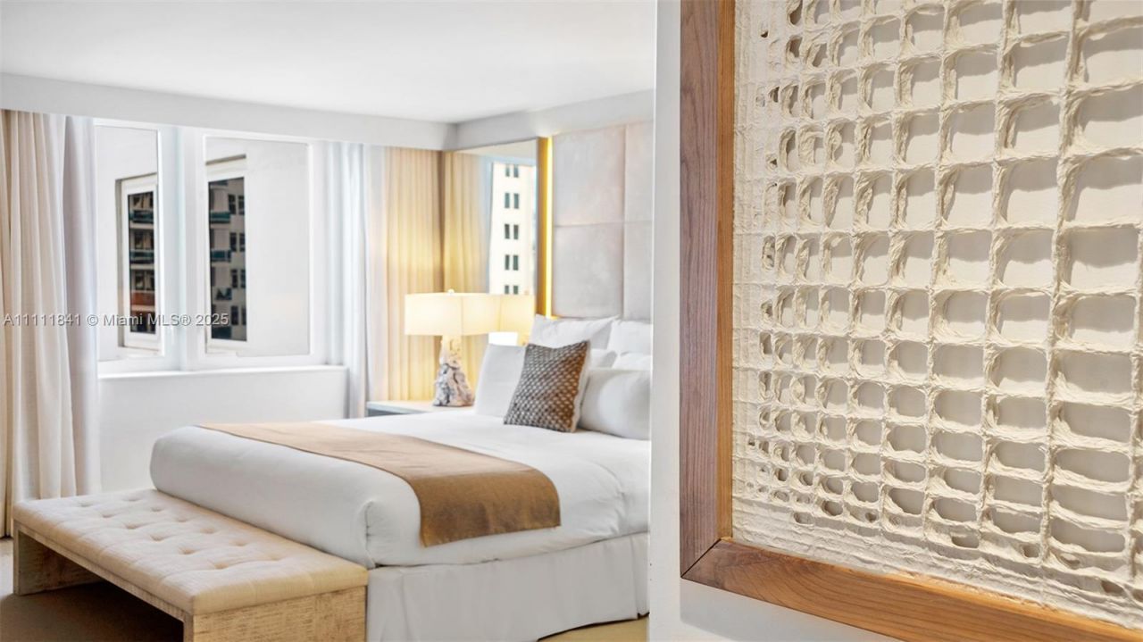 102 24th St, Unit 904, Miami Beach, FL 33139 Photo