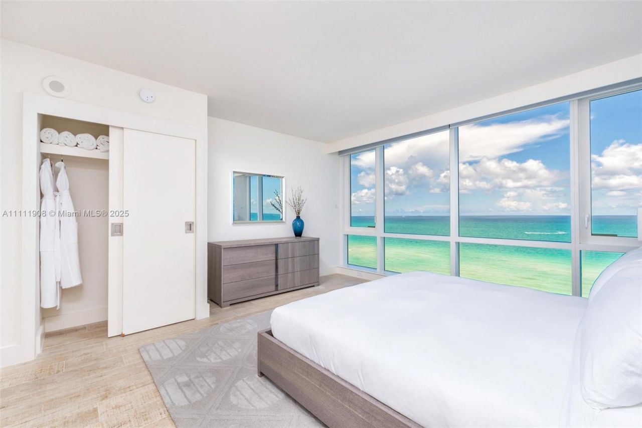 102 24th St, Unit 1019, Miami Beach, FL 33139 Photo