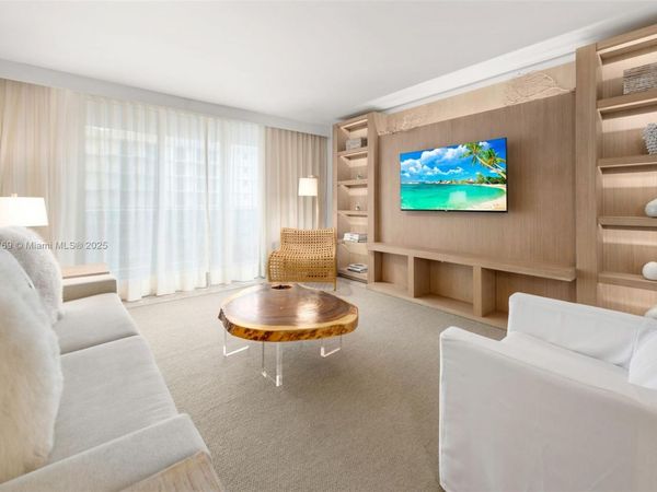 102 24th St, Unit 1211, Miami Beach, FL 33139