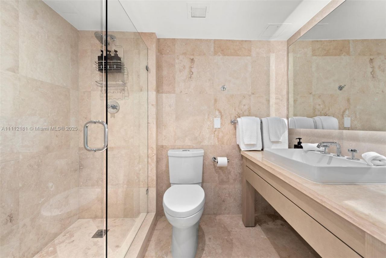 102 24th St, Unit 1219, Miami Beach, FL 33139 Photo